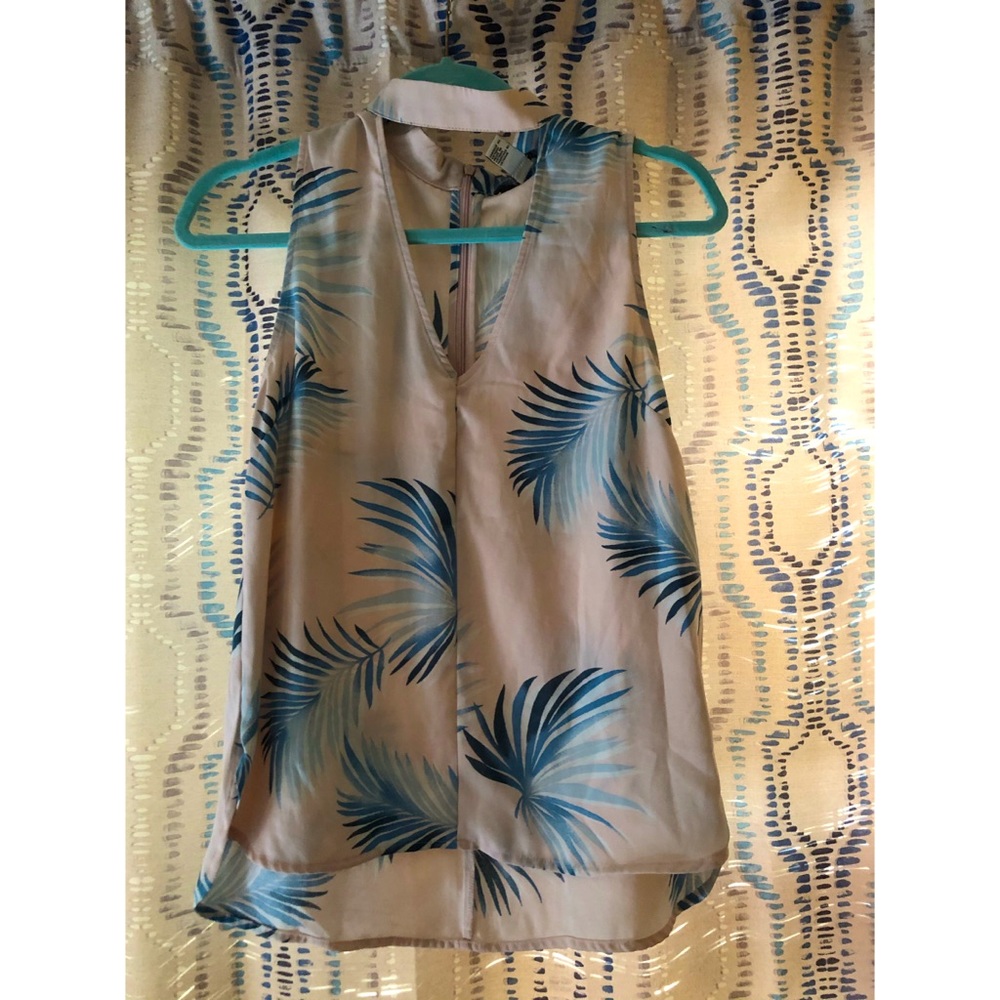 Forever21 Tropical cut out top